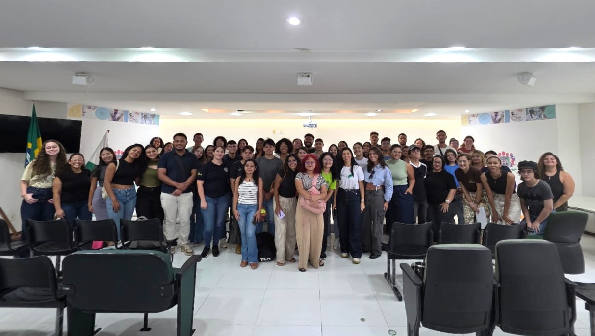 foto treinamneto de voluntários